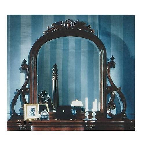 Victorian+dresser+with+mirror