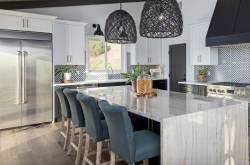 featured image for the blog article: Top 10 Vintage Hardware Trends for Home Renovation