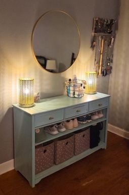 Vanity Table Before Makeover