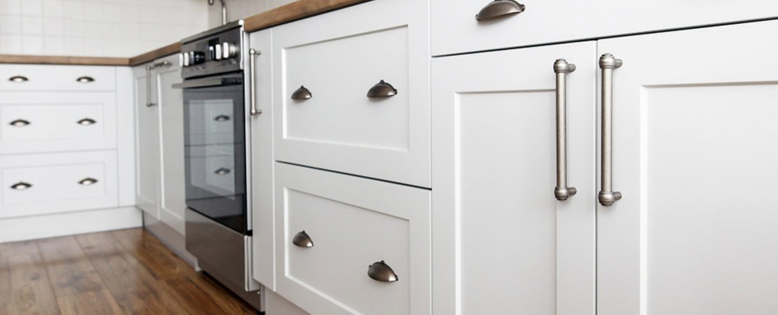 Proper Kitchen Cabinet Knob Placement The Ultimate Cabinet Hardware
