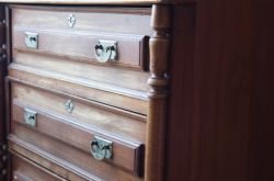 featured image for the blog article: Updating Dresser Hardware: Five Things to Keep in Mind