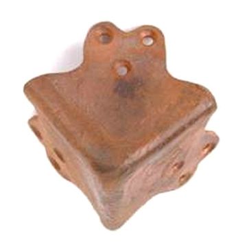 LARGE RUSTY IRON TRUNK CORNERimage