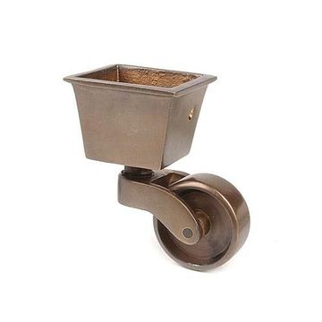 ANTIQUE BRASS SQUARE CUP CASTERimage