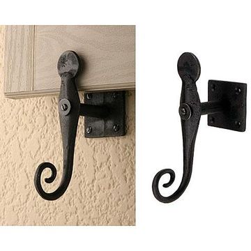 OB IRON RAT TAIL SHUTTER DOGimage