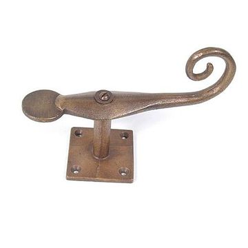 6WEATHERED BRZ RAT TAIL SHUTTER DOGimage