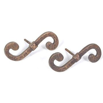 WEATHERED BRONZE SCROLL HOOKimage