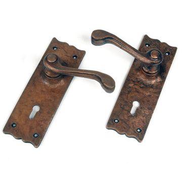 WEATHRD BRONZE DOOR LEVER W/BACKPLATEimage