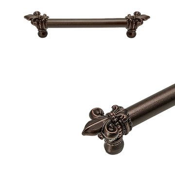 Carpe Diem Charlemagne Large Fleur De Lys Smooth Center Pullimage