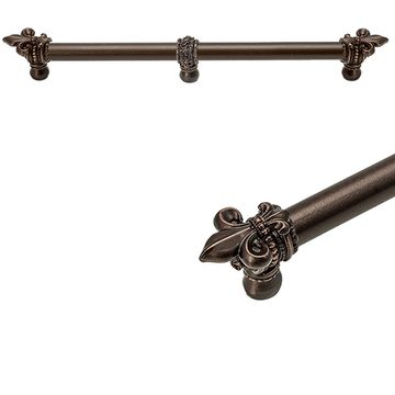 Carpe Diem Charlemagne Large Fleur De Lys Smooth Pull with Braceimage