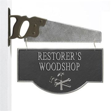WORKSHOP PERSONALIZED PLAQUE WITH SAW BRACKETimage