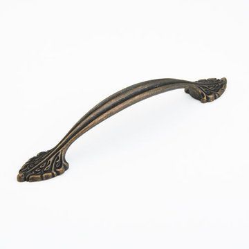Schaub Corinthian 6 Inch Cabinet Pullimage