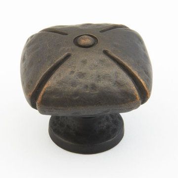 Schaub Siena Square Cabinet Knobimage
