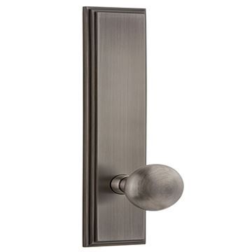 Grandeur Carre Tall Plate Passage with Fifth Avenue Knobimage