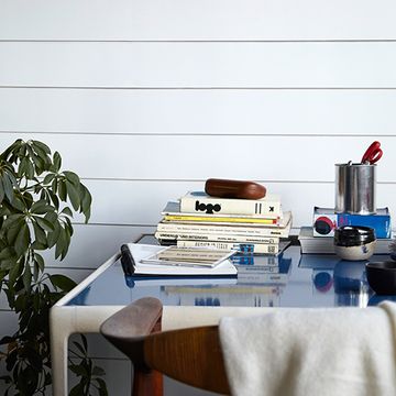 Timeline Shiplap Smooth Classic White Wood Wall Panelingimage