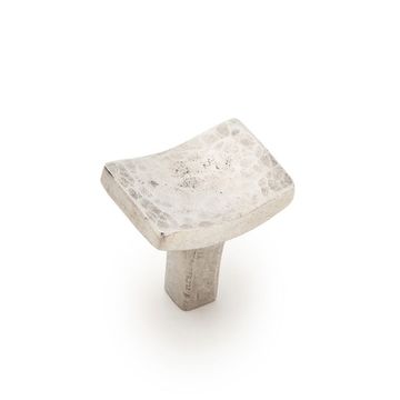 Schaub Martello Rectangle Knobimage