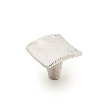 Schaub Martello Square Knobimage