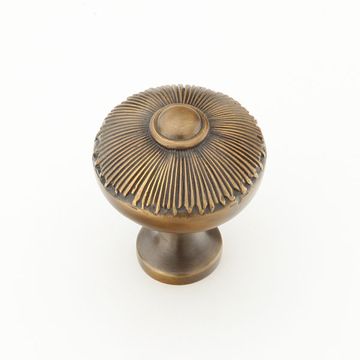 Schaub Sunburst Large Cabinet Knobimage