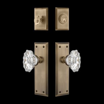 Nostalgic Warehouse New York Entry Set with Chateau Crystal Knobimage