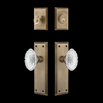 Nostalgic Warehouse New York Entry Set with Crystal Victorian Knobimage