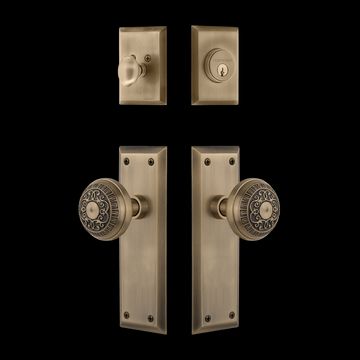 Nostalgic Warehouse New York Entry Set with Egg & Dart Knobimage