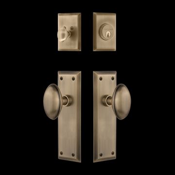 Nostalgic Warehouse New York Entry Set with Homestead Knobimage